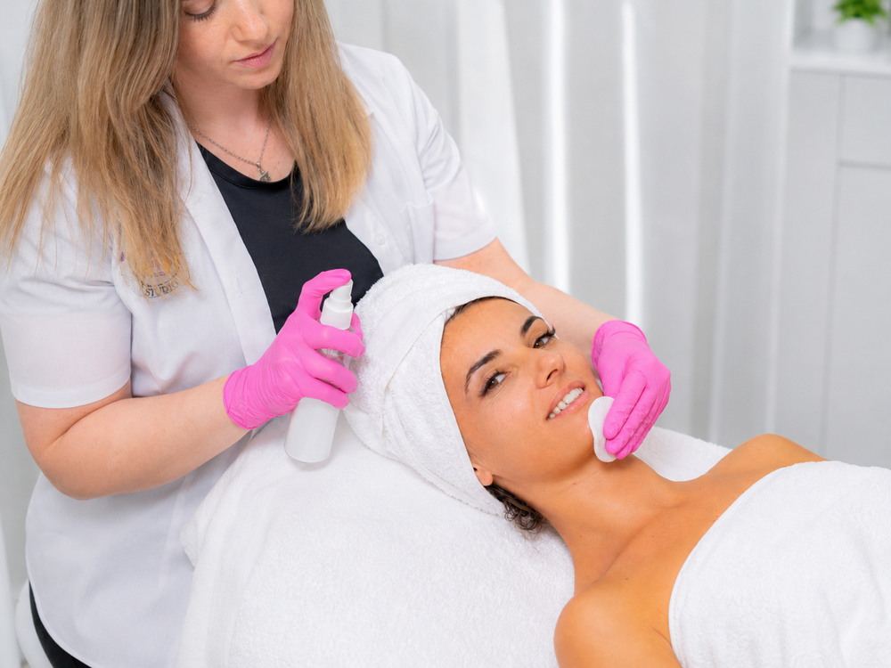 Crioradiofrecvență facială tonifiere Ploiești MBM STUDIO