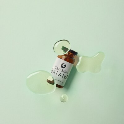 Fiolă Infuzion CBD Skin Balanz pentru tratament facial fără ace în Ploiești