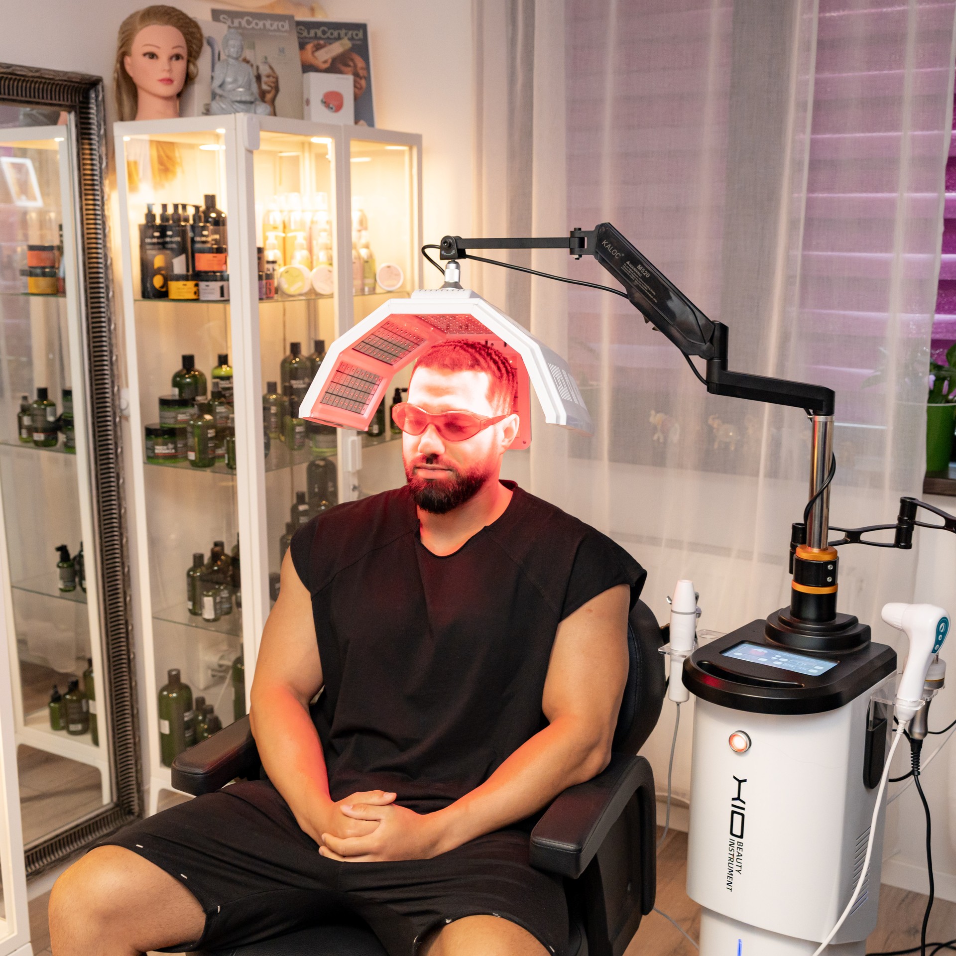 Fototerapie LED scalp Ploiești – MBM Studio